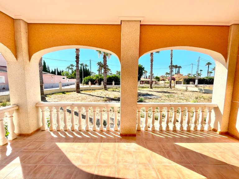 Villa for Sale in Catral, Alicante 28