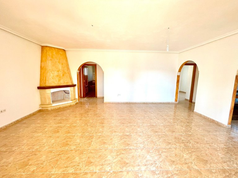 Villa for Sale in Catral, Alicante 30