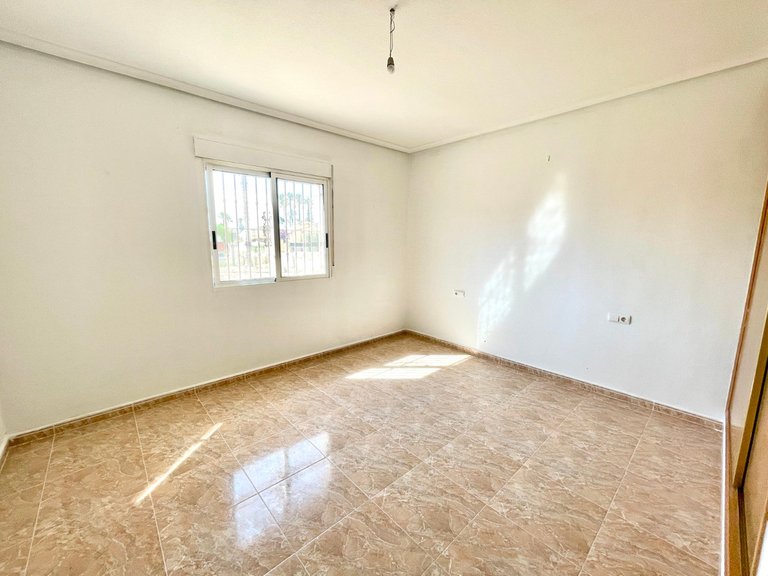 Villa for Sale in Catral, Alicante 35