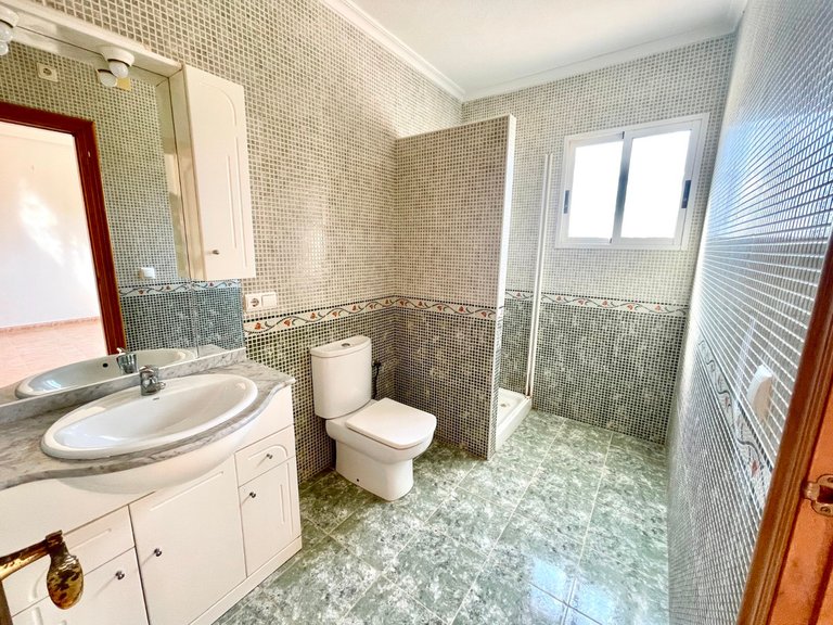 Villa for Sale in Catral, Alicante 38