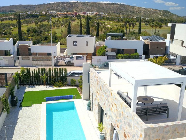 Villa for Sale in Algorfa, Alicante 3