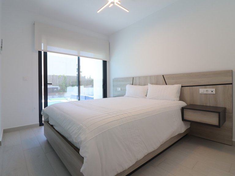 Villa for Sale in Algorfa, Alicante 13