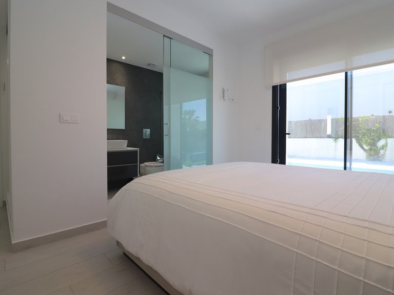 Villa for Sale in Algorfa, Alicante 14