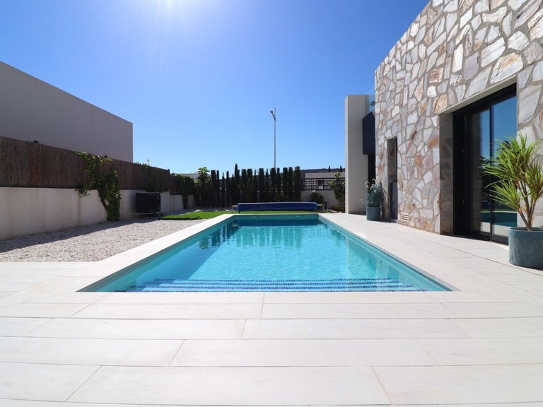 Villa for Sale in Algorfa, Alicante 21