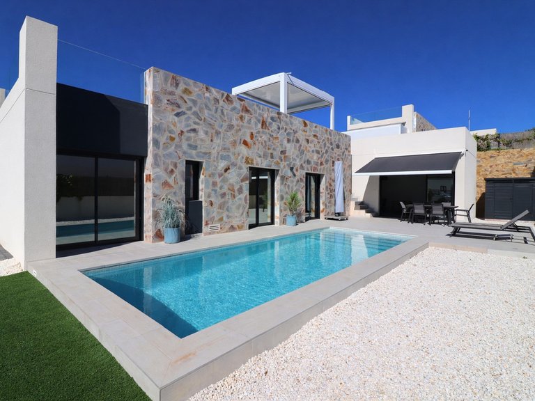 Villa for Sale in Algorfa, Alicante 22