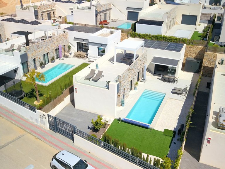 Villa for Sale in Algorfa, Alicante 33