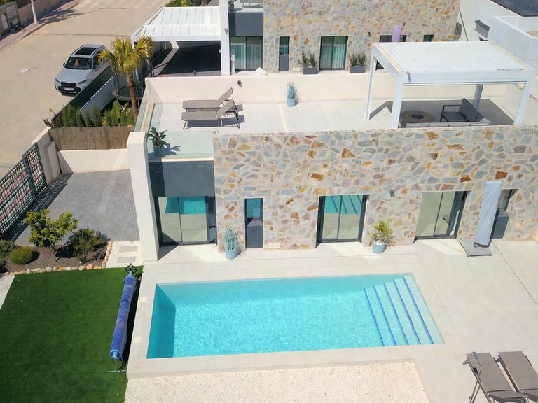 Villa for Sale in Algorfa, Alicante 34