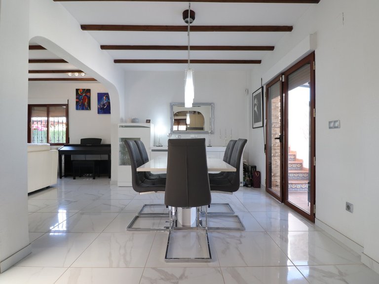 Villa for Sale in Formentera Del Segura, Alicante 8