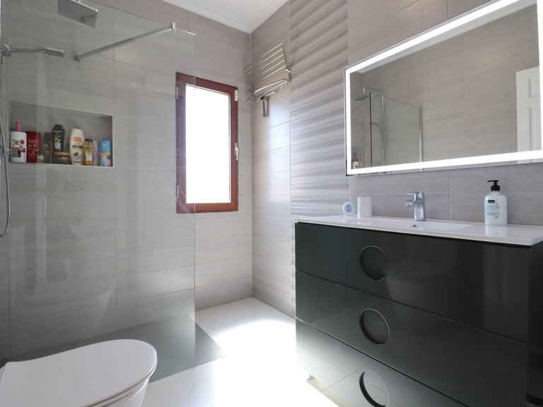 Villa for Sale in Formentera Del Segura, Alicante 18