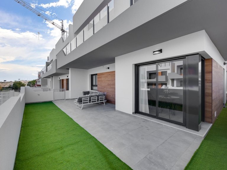 Apartment for Sale in Torrevieja, Alicante 9
