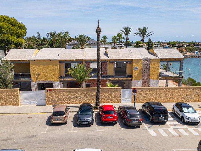 Villa for Sale in Cabo Roig, Alicante 36