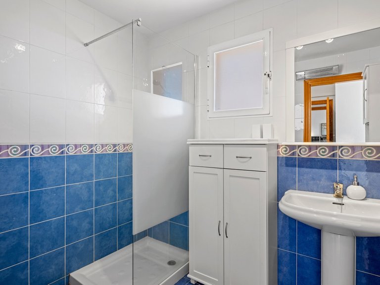 Apartment for Sale in Cabo Roig, Alicante 14