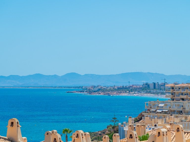Apartment for Sale in Cabo Roig, Alicante 35