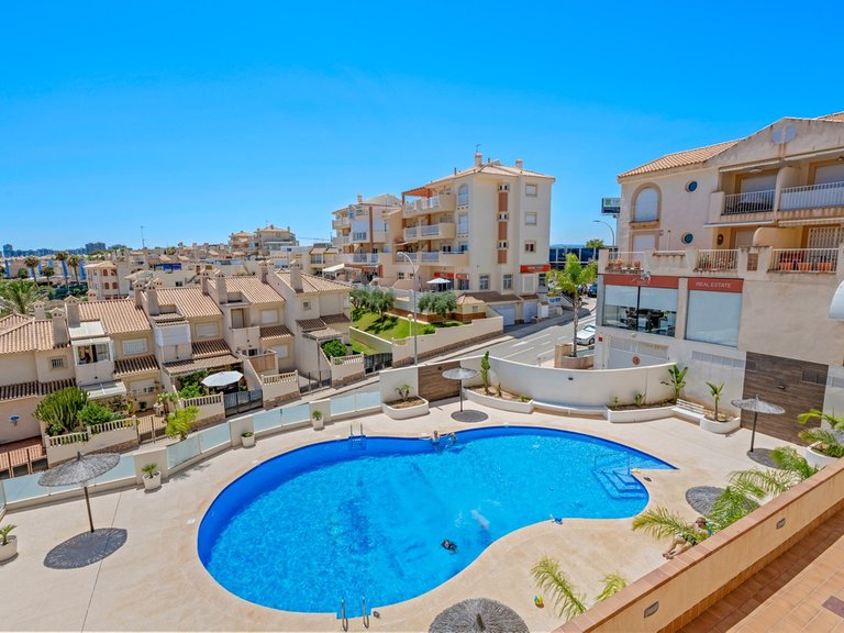 Apartment for Sale in Cabo Roig, Alicante 36