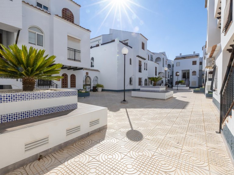 Apartment for Sale in Torrevieja, Alicante 8