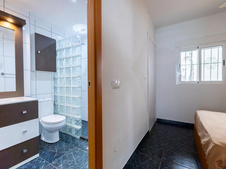 Apartment for Sale in Torrevieja, Alicante 21
