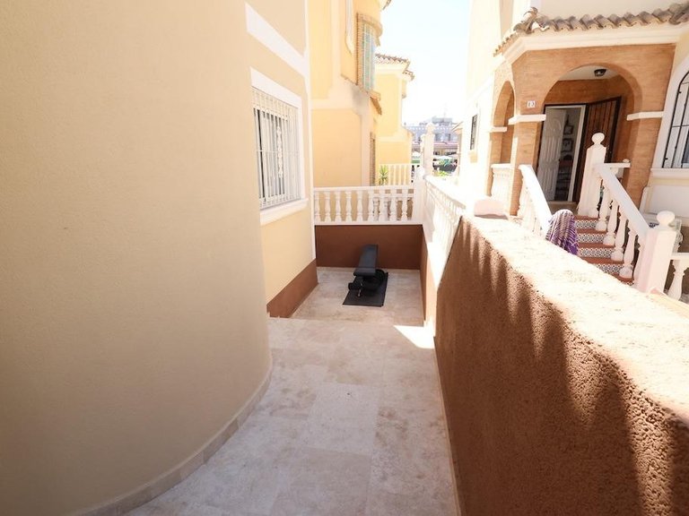 Villa for Sale in Villamartin, Alicante 16