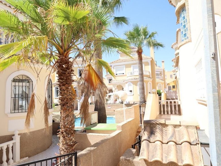 Villa for Sale in Villamartin, Alicante 17