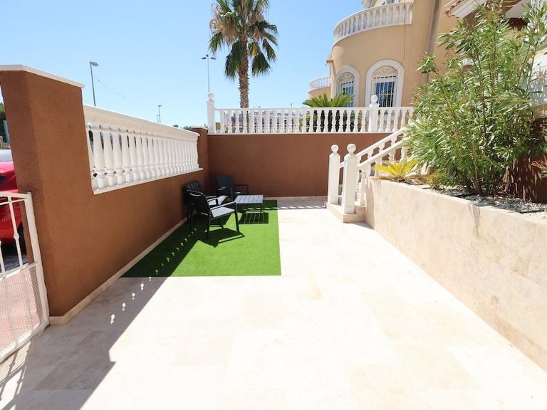 Villa for Sale in Villamartin, Alicante 18