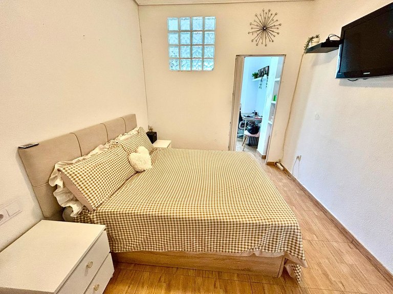 Apartment for Sale in Cabo Roig, Alicante 11