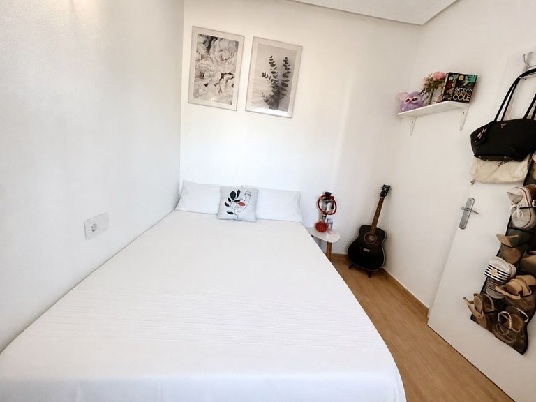 Apartment for Sale in Cabo Roig, Alicante 16