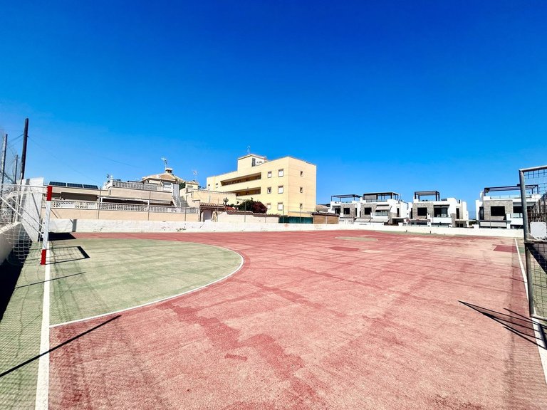 Apartment for Sale in Cabo Roig, Alicante 18
