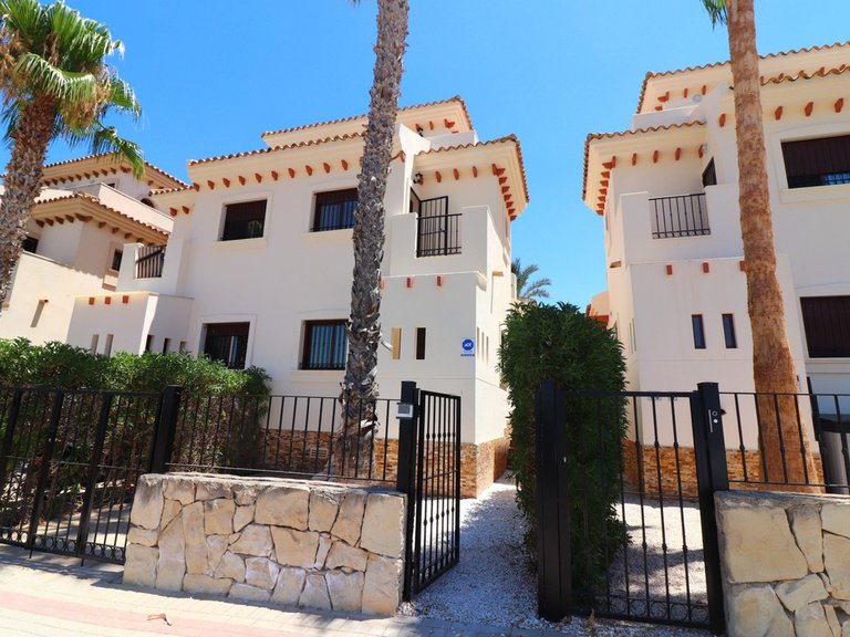 Villa for Sale in Algorfa, Alicante 3