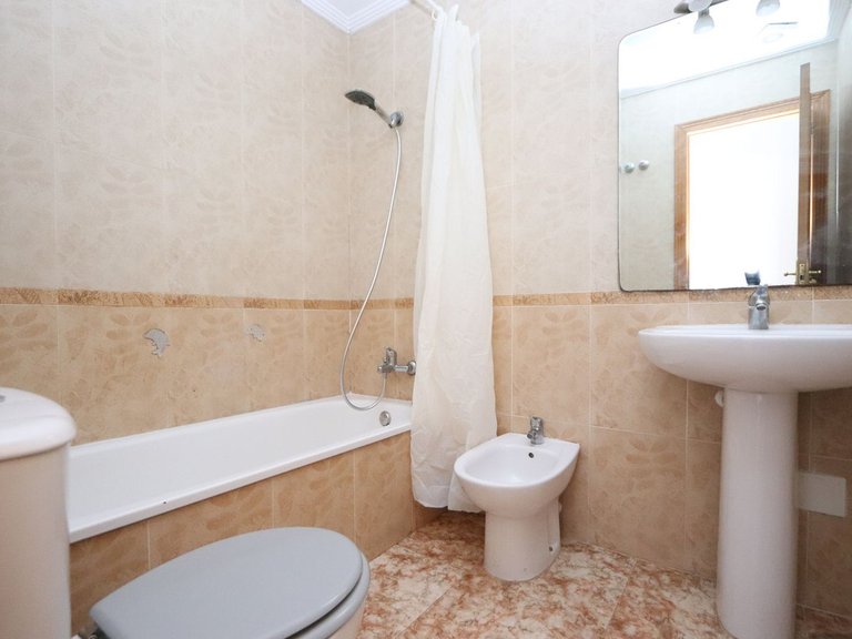 Apartment for Sale in Punta Prima, Alicante 13