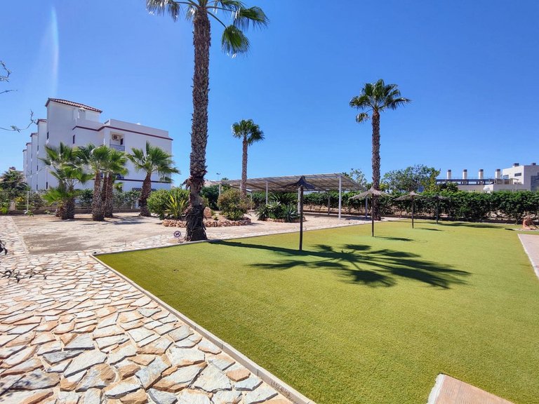 Apartment for Sale in Punta Prima, Alicante 20