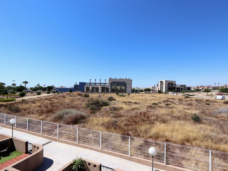 Apartment for Sale in Punta Prima, Alicante 26