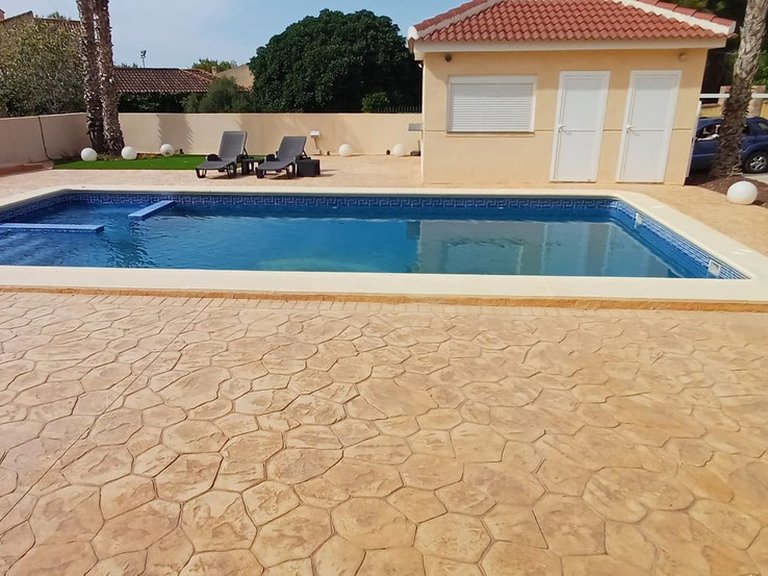 Villa for Sale in Algorfa, Alicante 4