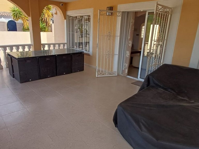 Villa for Sale in Algorfa, Alicante 11