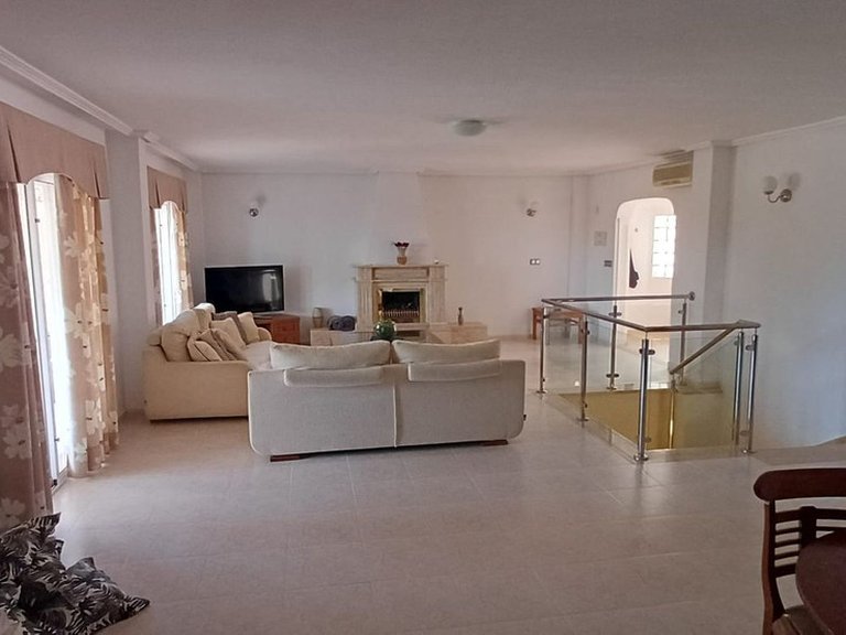 Villa for Sale in Algorfa, Alicante 17