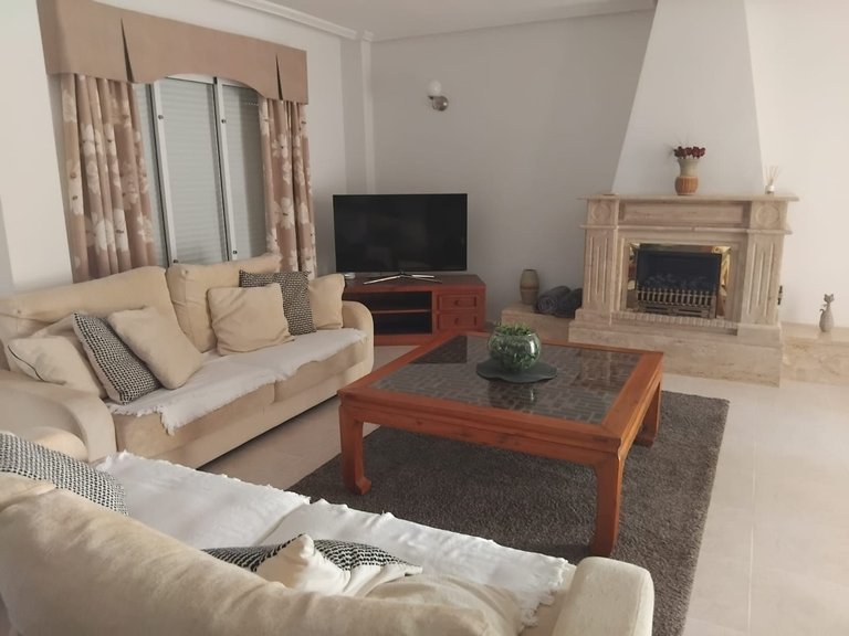 Villa for Sale in Algorfa, Alicante 18