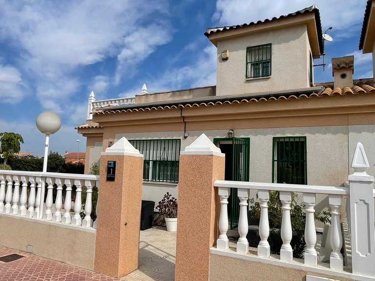 Town House for Sale in Rojales, Alicante 1