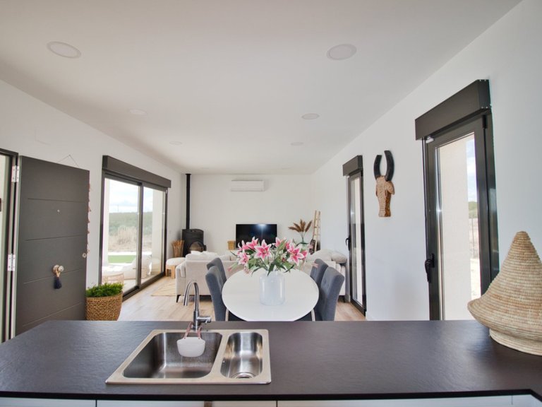 Villa for Sale in Pinoso, Alicante 3