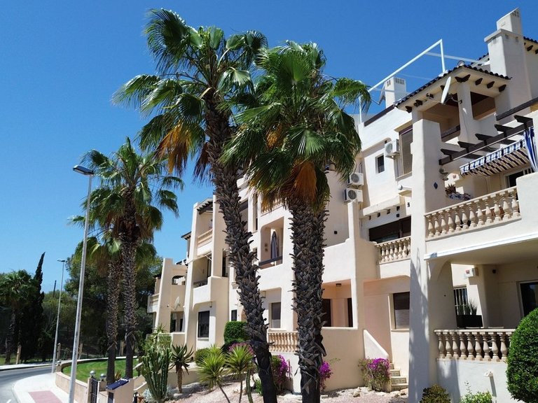 Apartment for Sale in Las Ramblas, Alicante 1