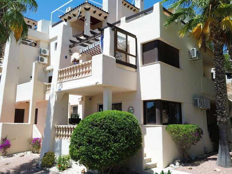 Apartment for Sale in Las Ramblas, Alicante 2