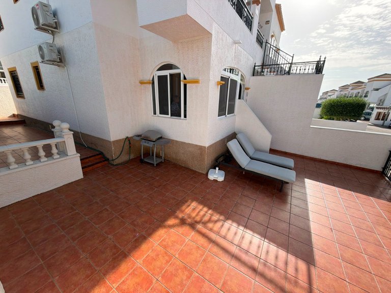Apartment for Sale in Entre Naranjo - Vistabella Golf, Alicante 5