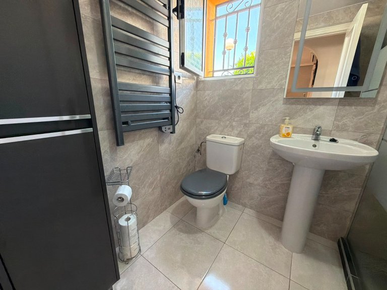 Apartment for Sale in Entre Naranjo - Vistabella Golf, Alicante 16