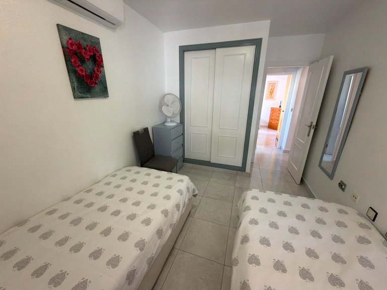 Apartment for Sale in Entre Naranjo - Vistabella Golf, Alicante 20