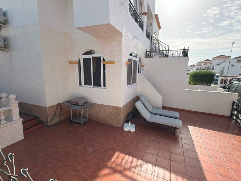 Apartment for Sale in Entre Naranjo - Vistabella Golf, Alicante 24