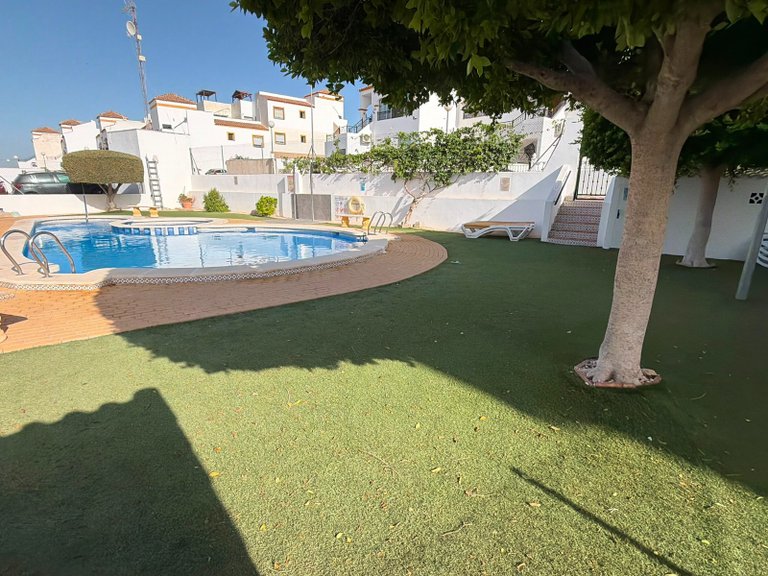 Apartment for Sale in Entre Naranjo - Vistabella Golf, Alicante 25