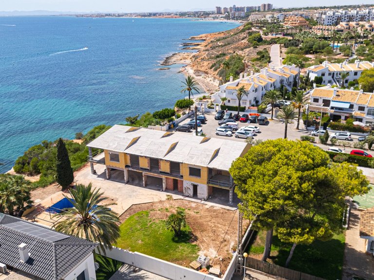 Villa for Sale in Orihuela, Alicante 3