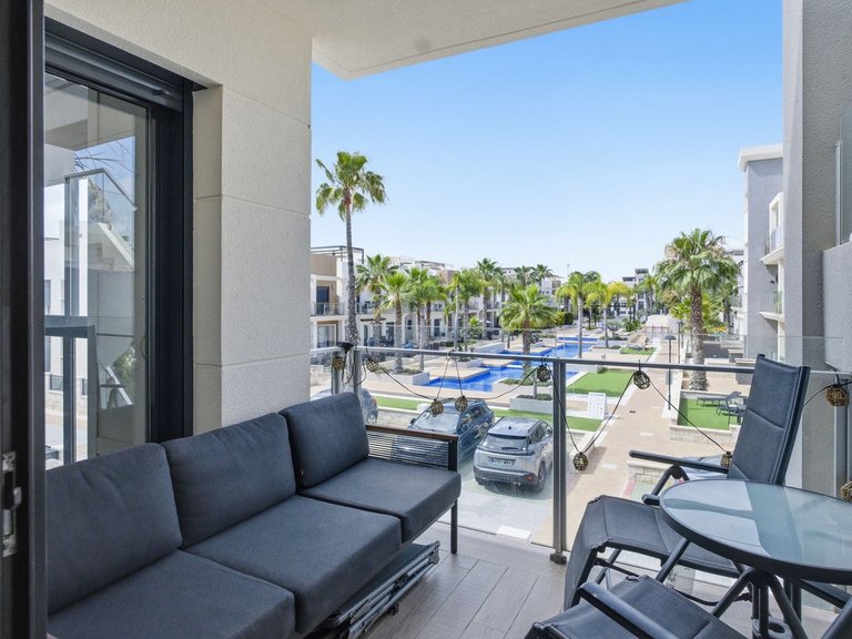 Apartment for Sale in La Zenia, Alicante 7