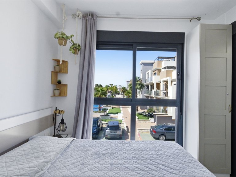 Apartment for Sale in La Zenia, Alicante 13
