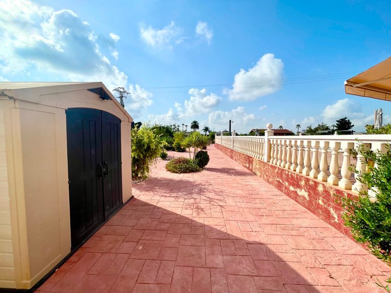 Villa for Sale in Catral, Alicante 4