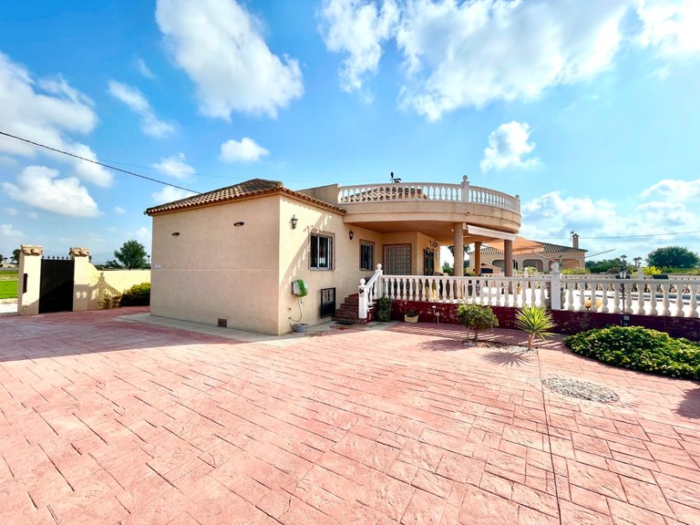 Villa for Sale in Catral, Alicante 13