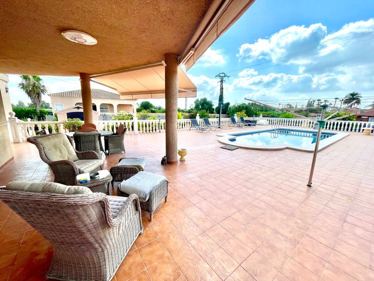 Villa for Sale in Catral, Alicante 38