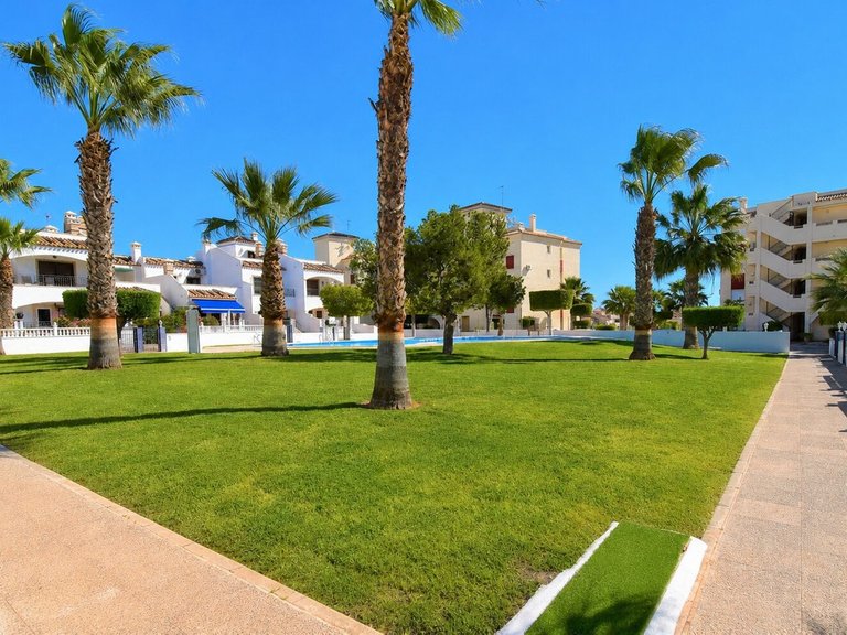 Apartment for Sale in Playa Flamenca, Alicante 2